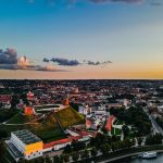 Vilniaus nekilnojamojo turto rinka: Pasirinkimai tarp tarpininkų ir tiesioginių sandorių